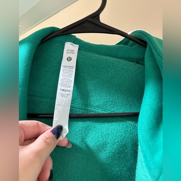 lululemon jacket - Picture 2 of 3